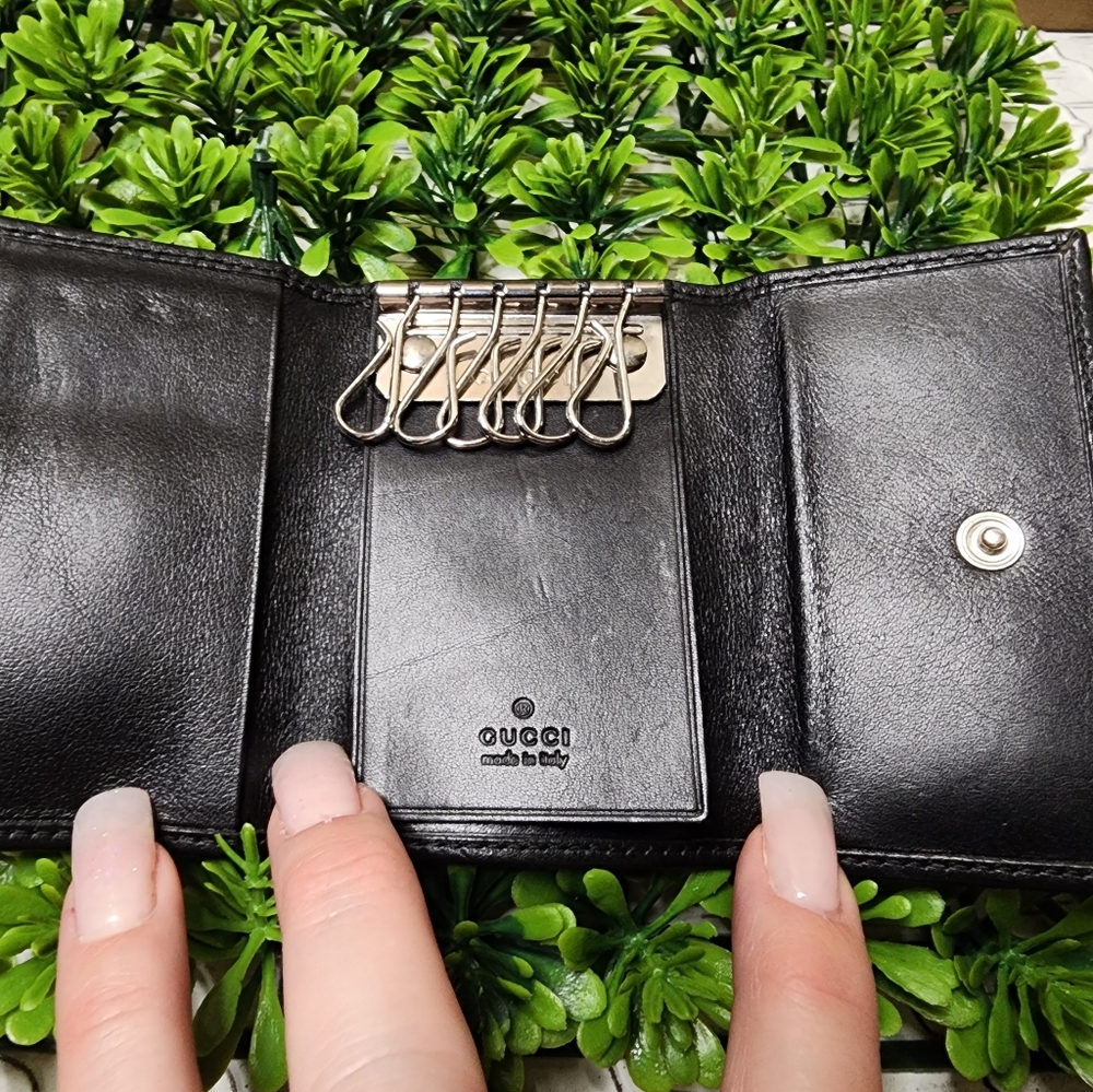 EUC Gucci Key Holder Card Case - Picture 8 of 12